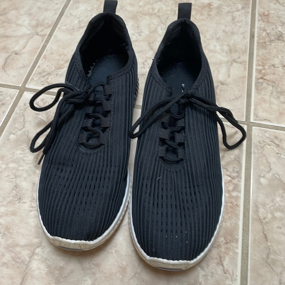 Slip on sneakers